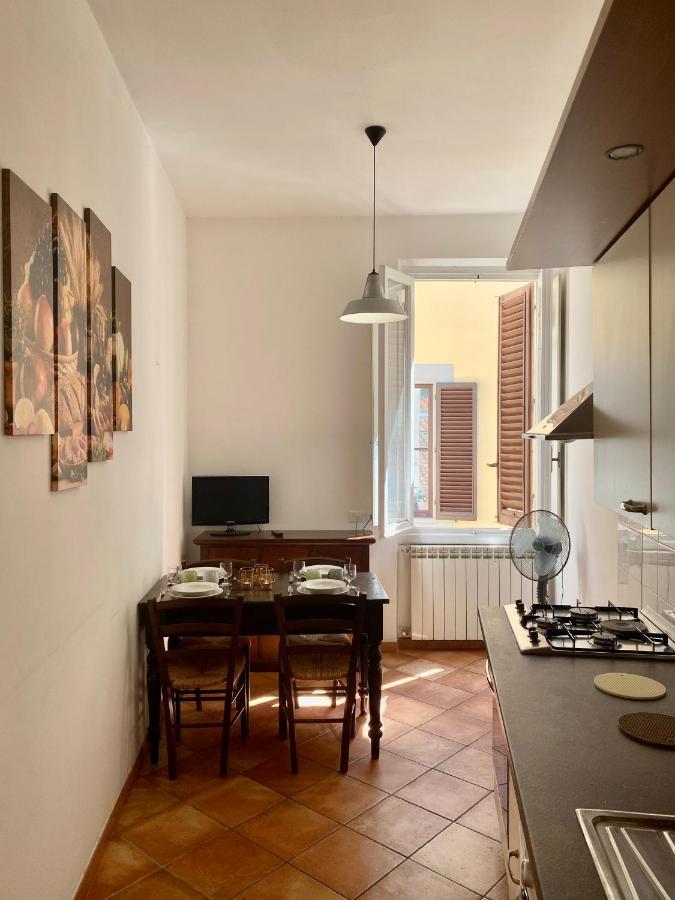 Nice & Roomy Apartment Behind The Uffizi Museum Флоренция Экстерьер фото